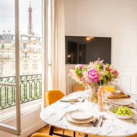 Luxury Suites Tour Eiffel Best View Parigi Esterno foto
